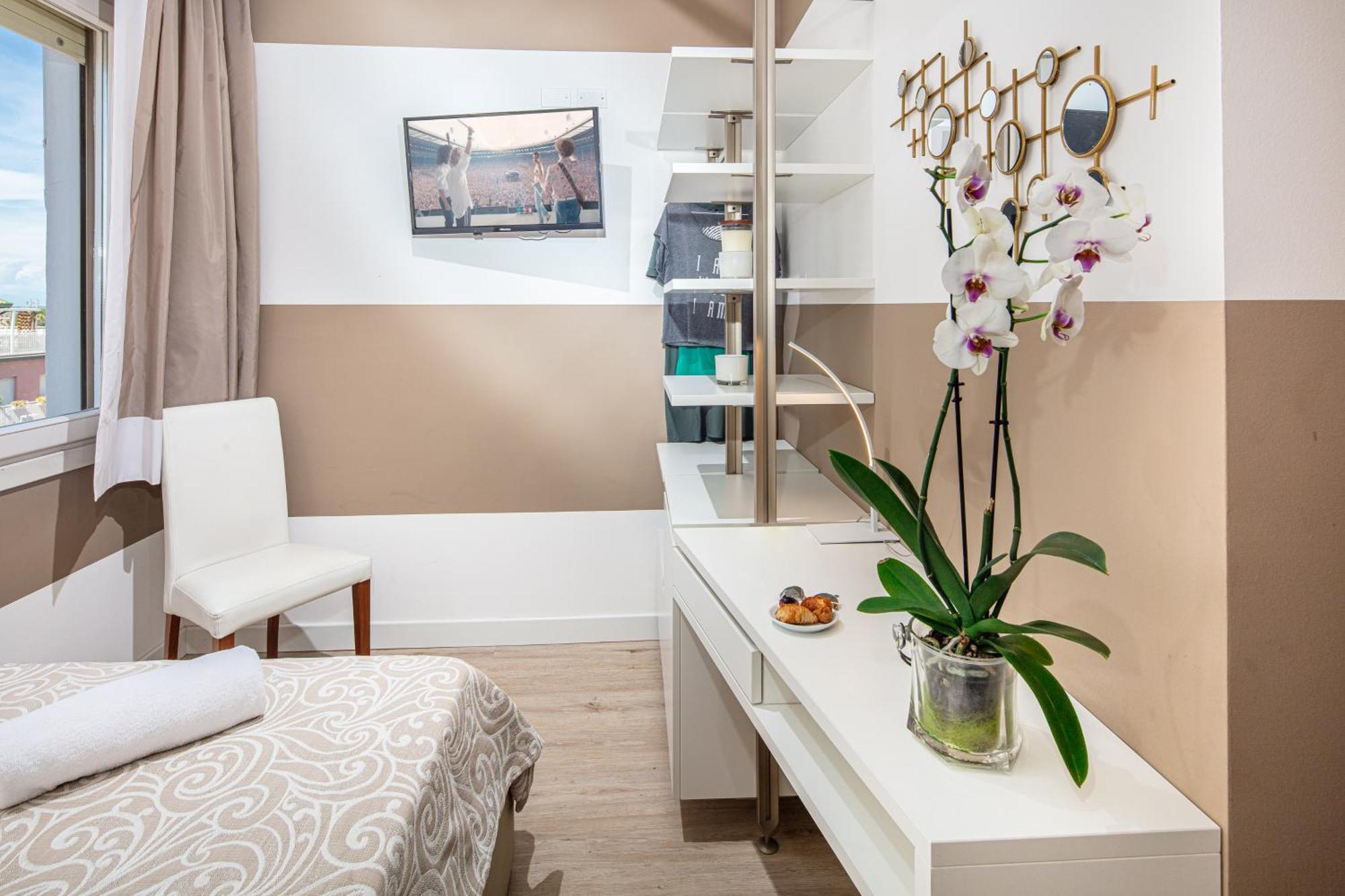 Karinzia Hotel 3*